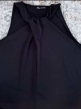 Black Sleeveless Cami